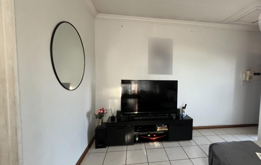1 Bedroom Property for Sale in Willows Free State